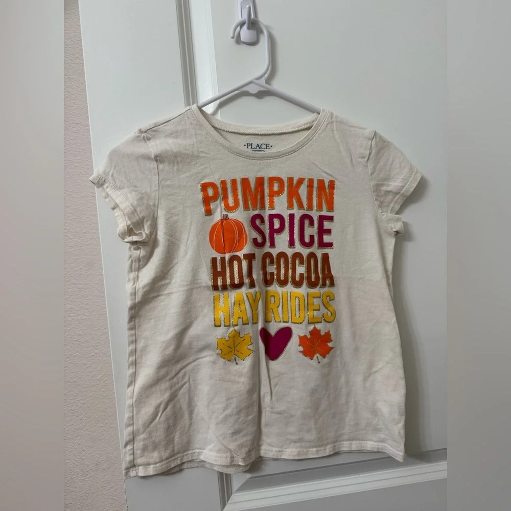 The Children's Place Cream and Orange Short Sleeve Tee Fall